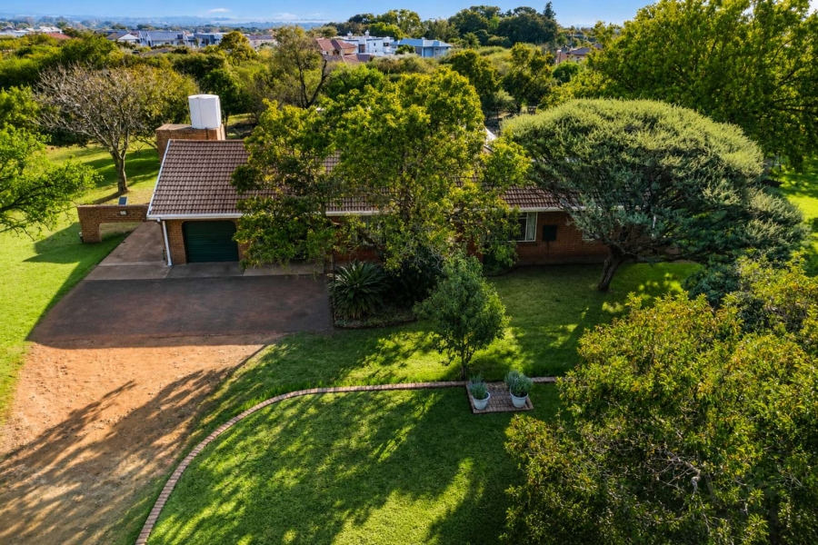 4 Bedroom Property for Sale in Rietfontein AH North West